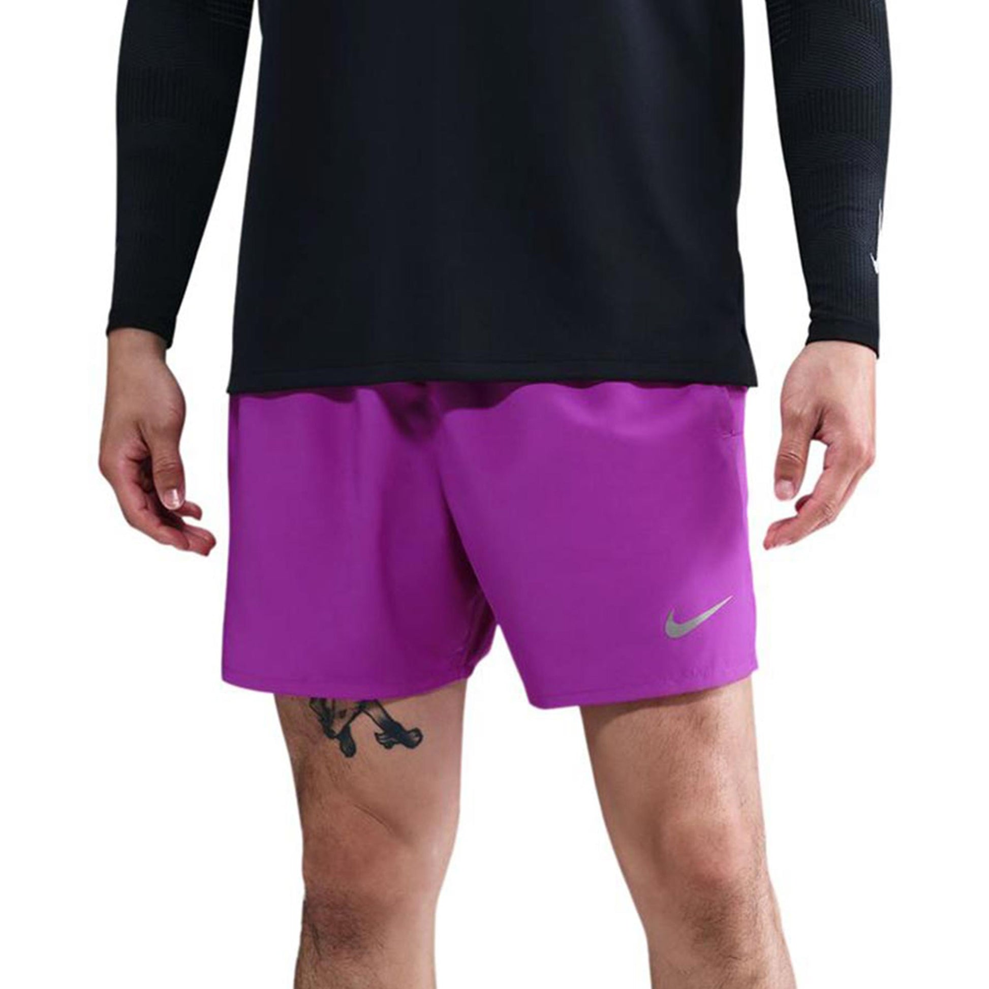 Nike Challenger 5in Bežecké šortky Muži - fialová, stříbrná