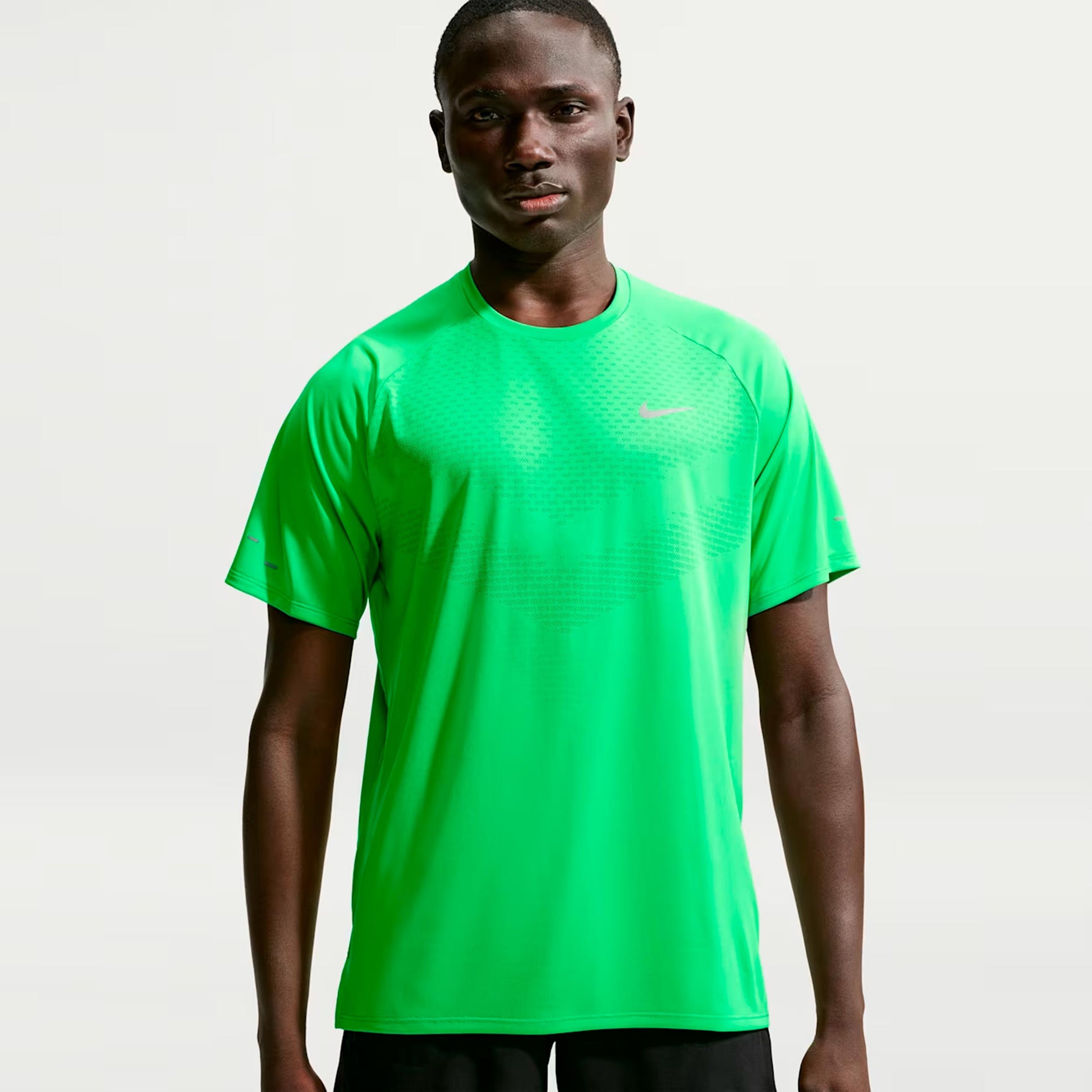 Nike Stride  Bežecké tričko Muži - zelená, stříbrná