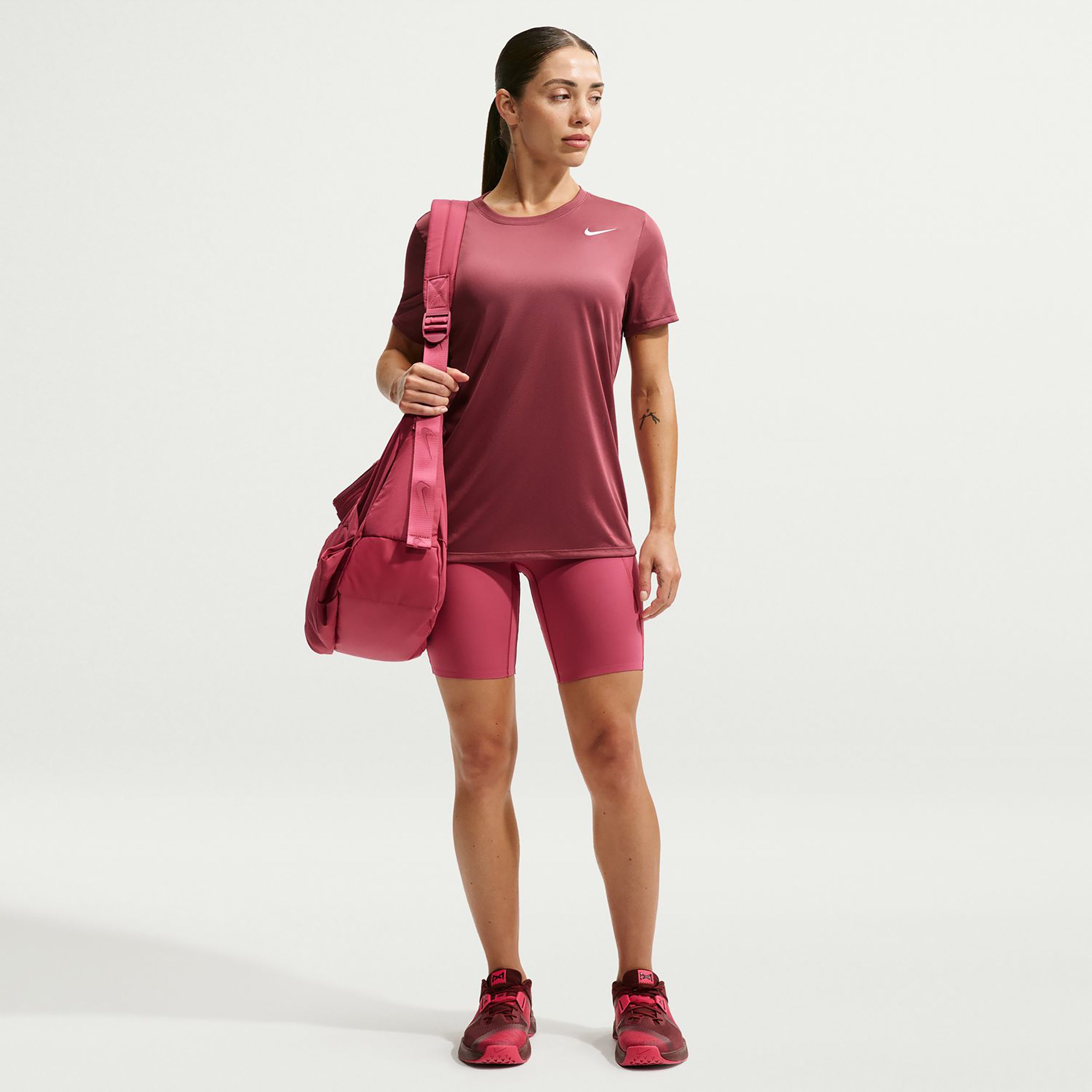 Nike Dri-Fit Regular Tričko Dámy - vijolična