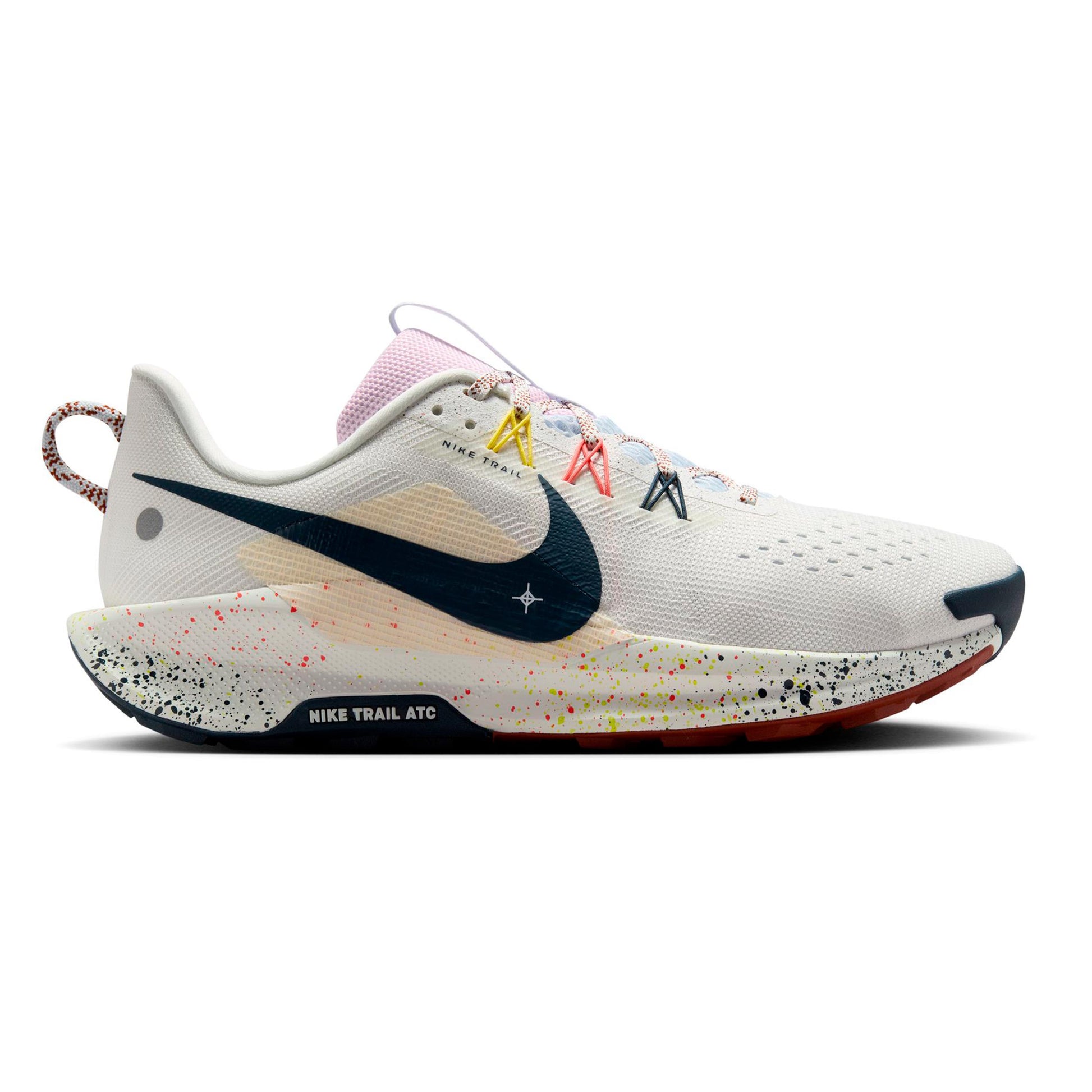 Nike Pegasus Trail 5 Obuv pro měkčí povrch,žádný asfalt Muži - bílá, tmavě modrá