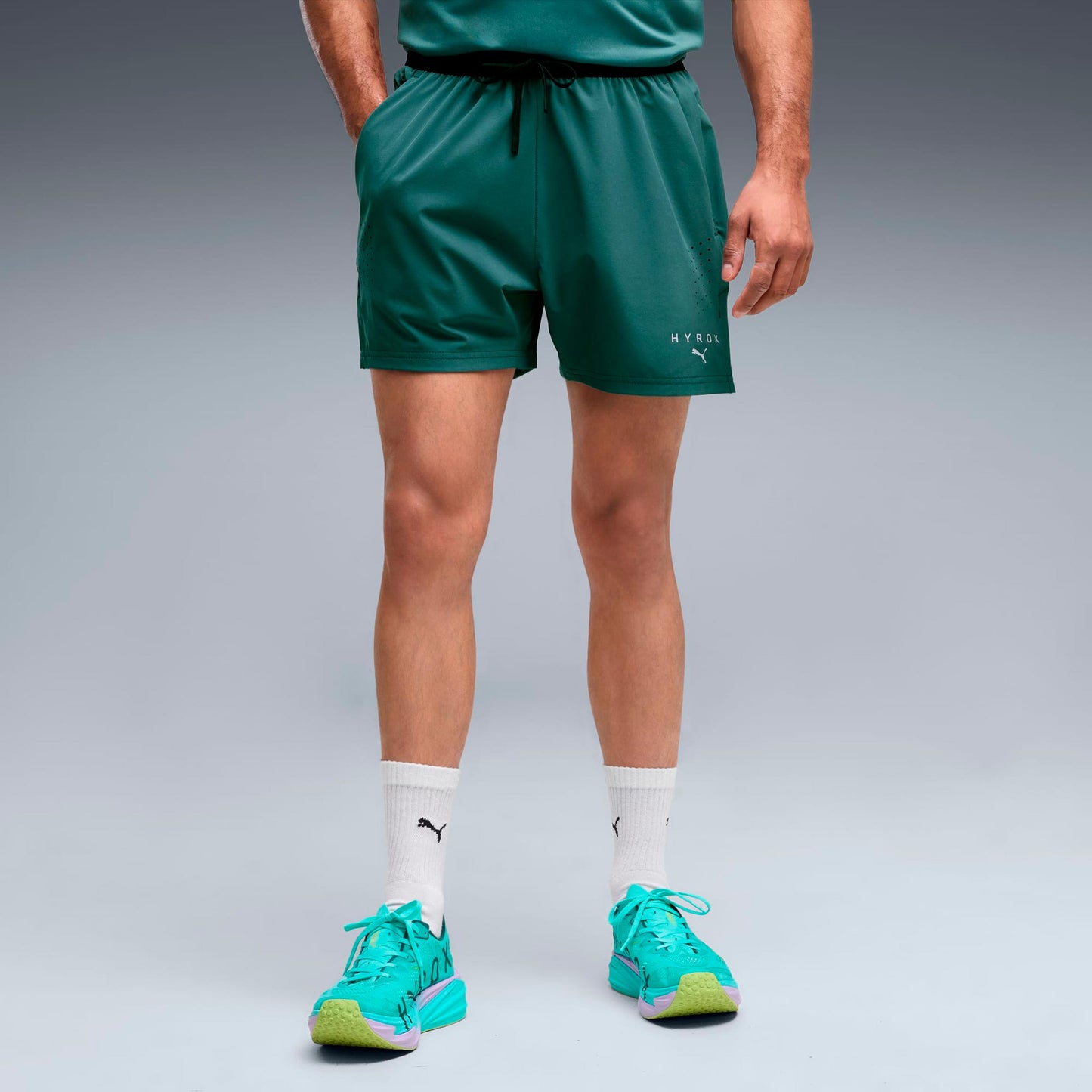 Puma HYROX PWRMODE 5in  Bežecké šortky Muži - zelená