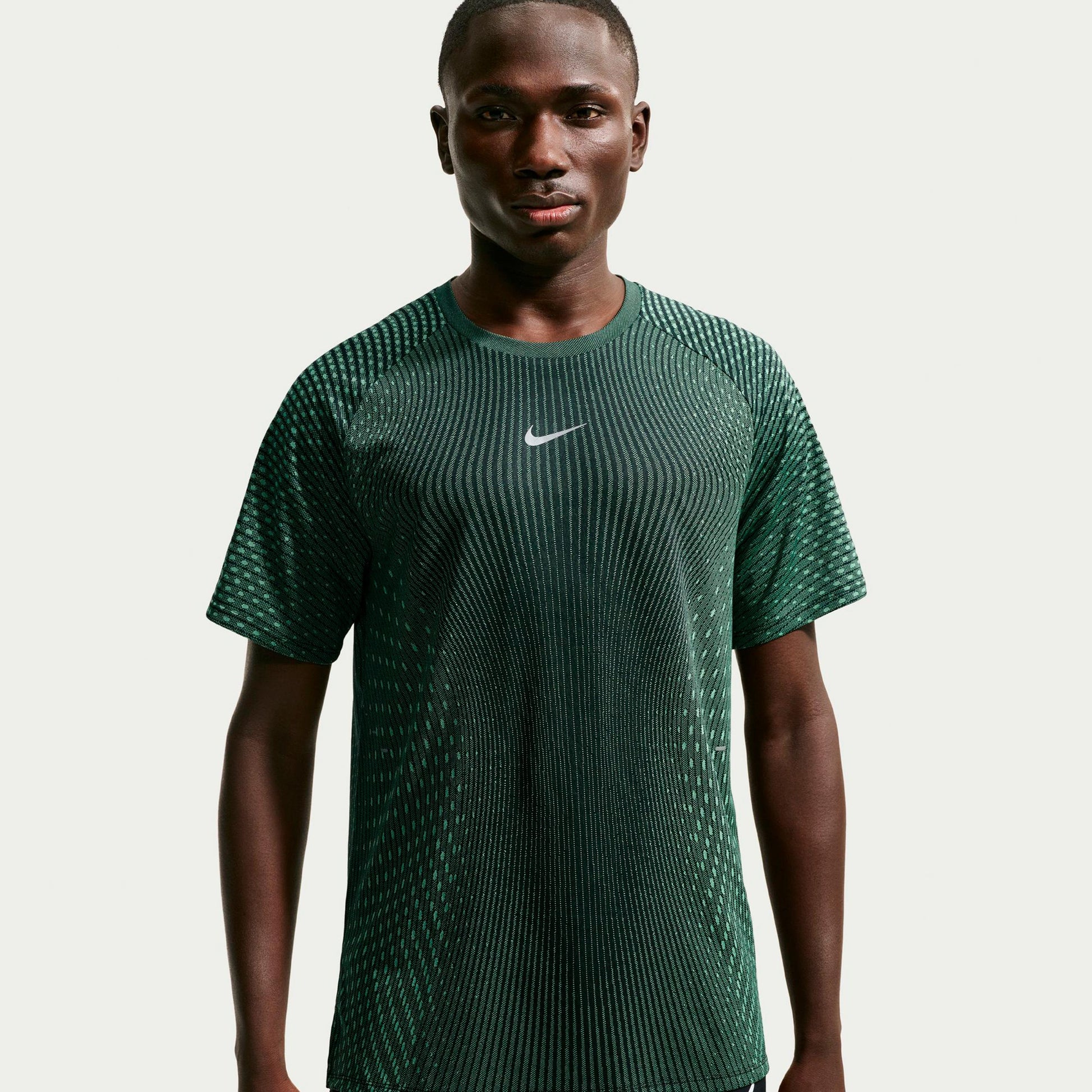 Nike Stride  Bežecké tričko Muži - olivová, černá