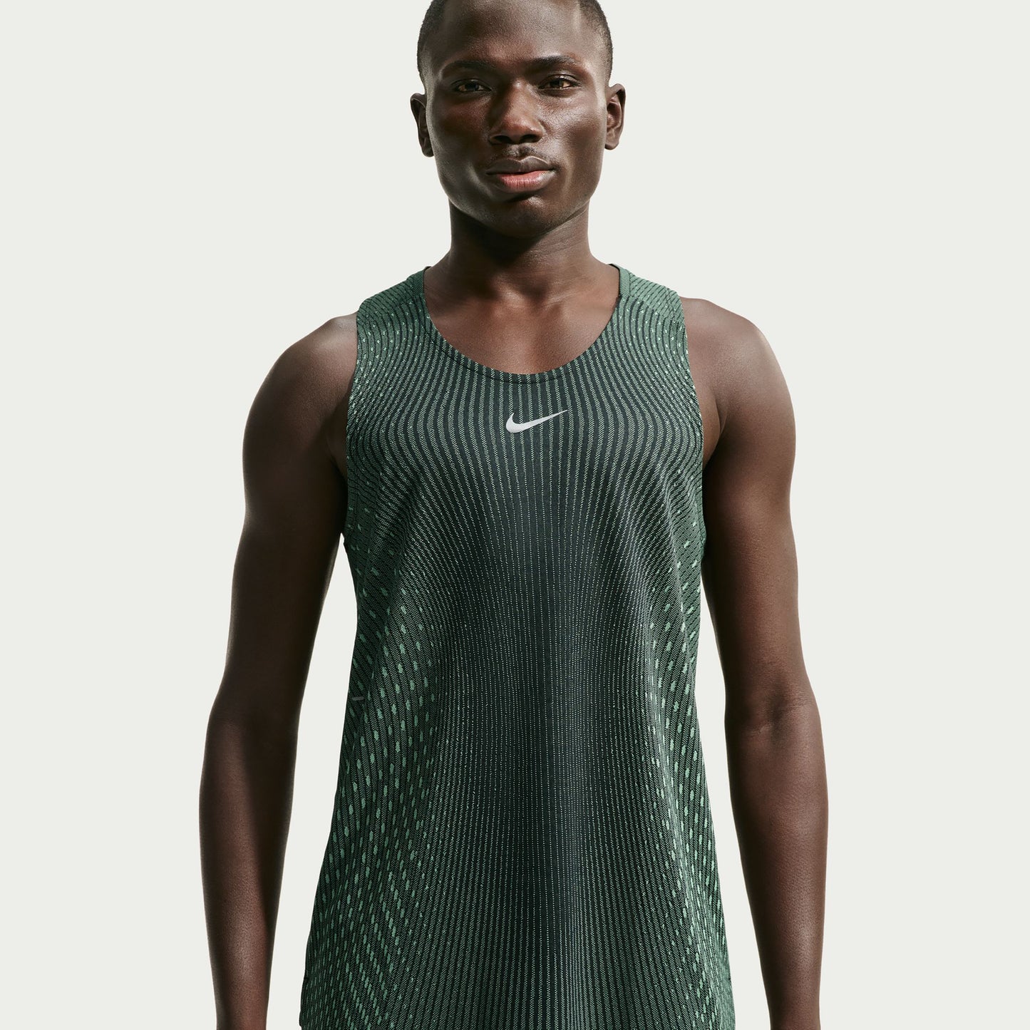 Nike Stride  Bežecké tričko Muži - olivová, stříbrná