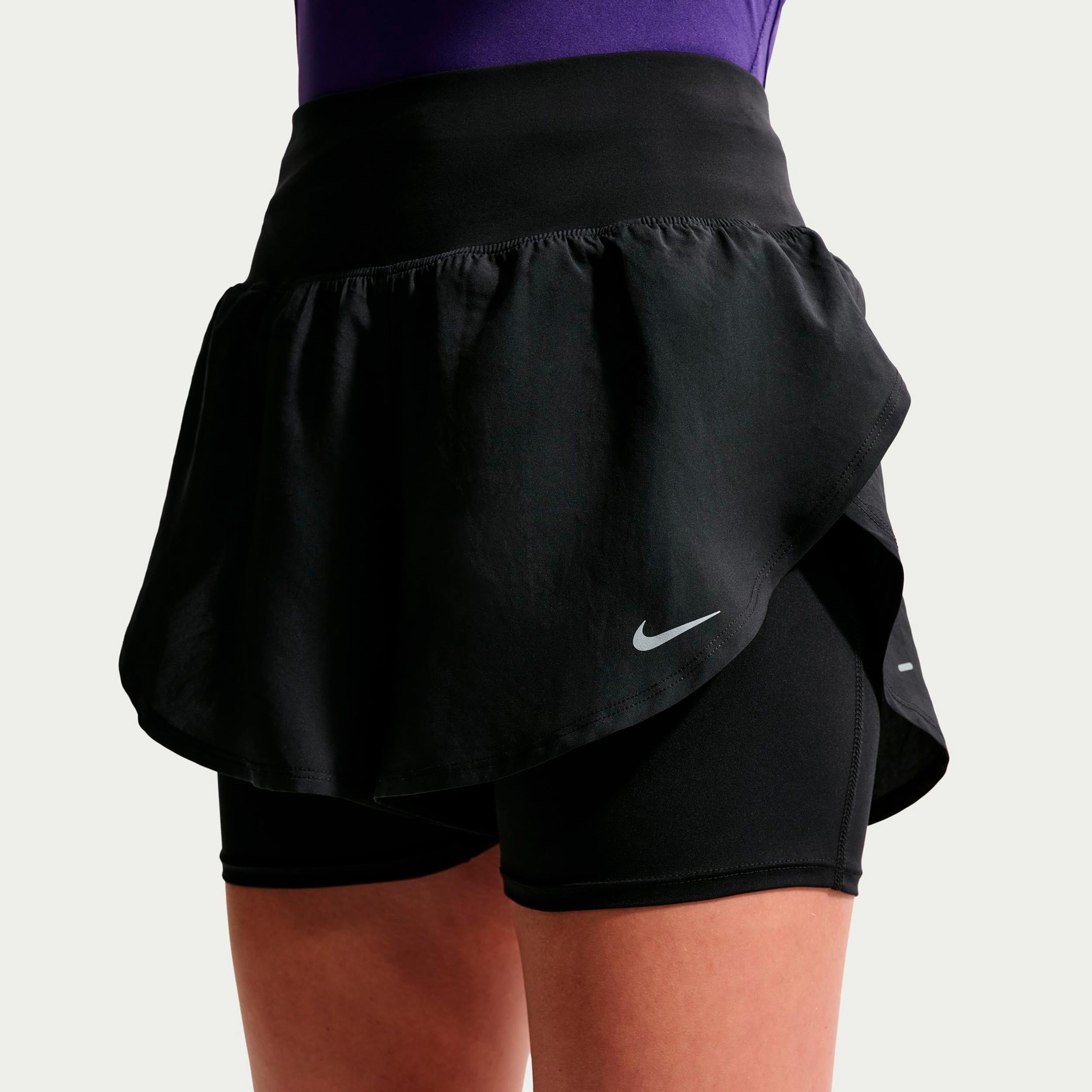 Nike Flow 2in1  Bežecké šortky Dámy - černá, černá