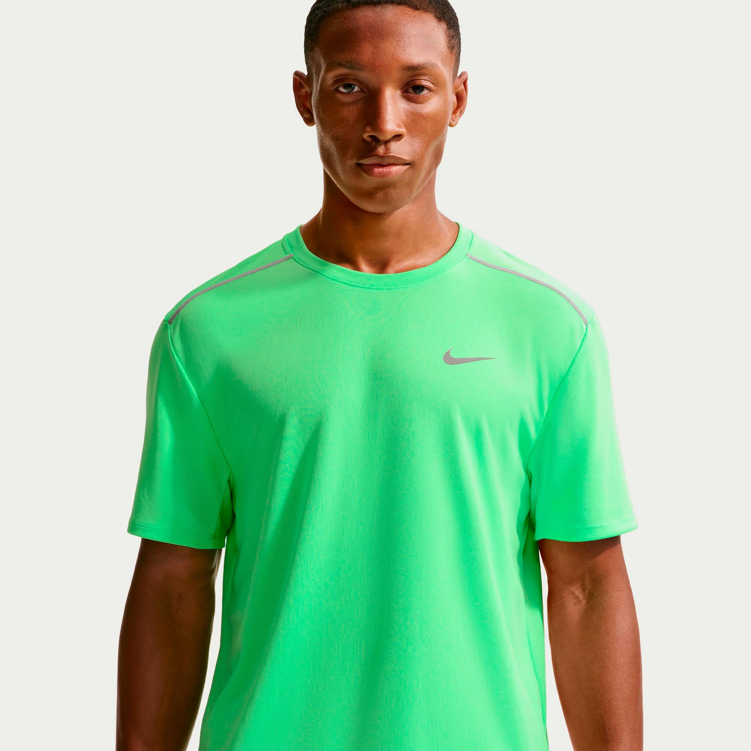 Nike Miler  Bežecké tričko Muži - zelená, stříbrná