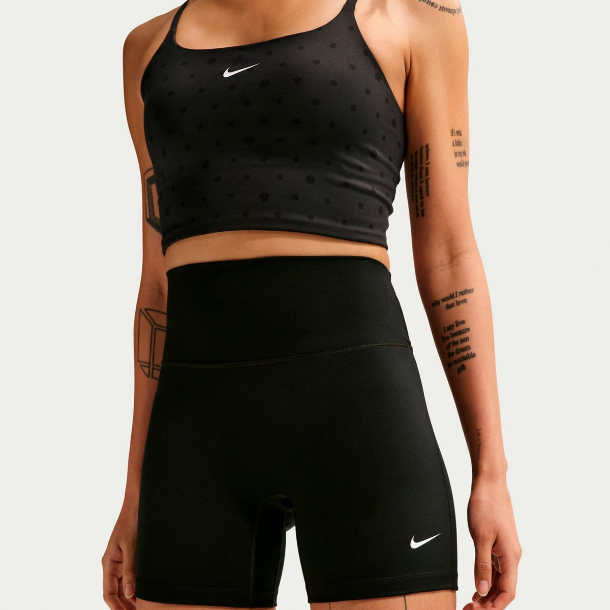 Nike High-Waist 5in Biker  Šortky Dámy - černá