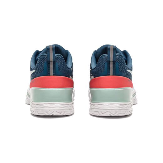 Diadora