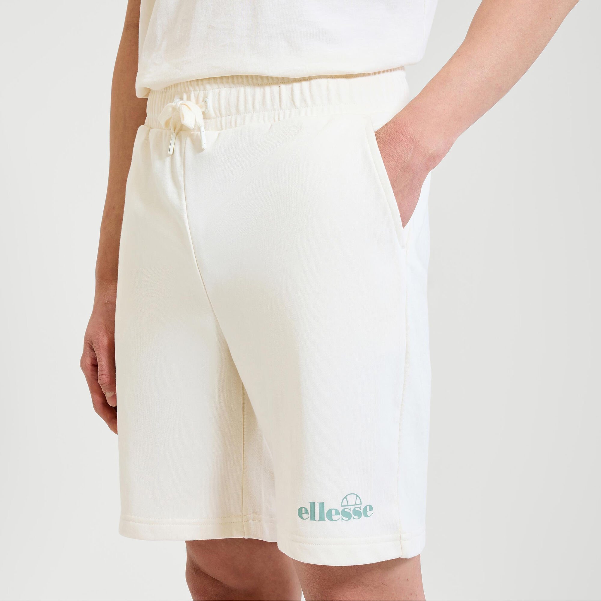 Ellesse