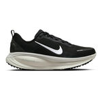 Nike Běžecká obuv Nike Vomero 18 Neutrální obuv Muži - černá, bílá