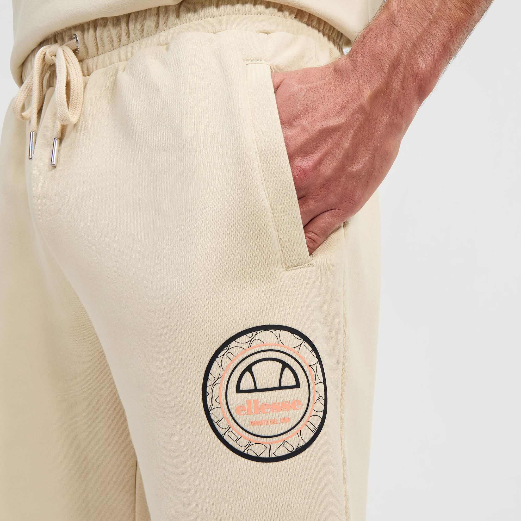 Ellesse